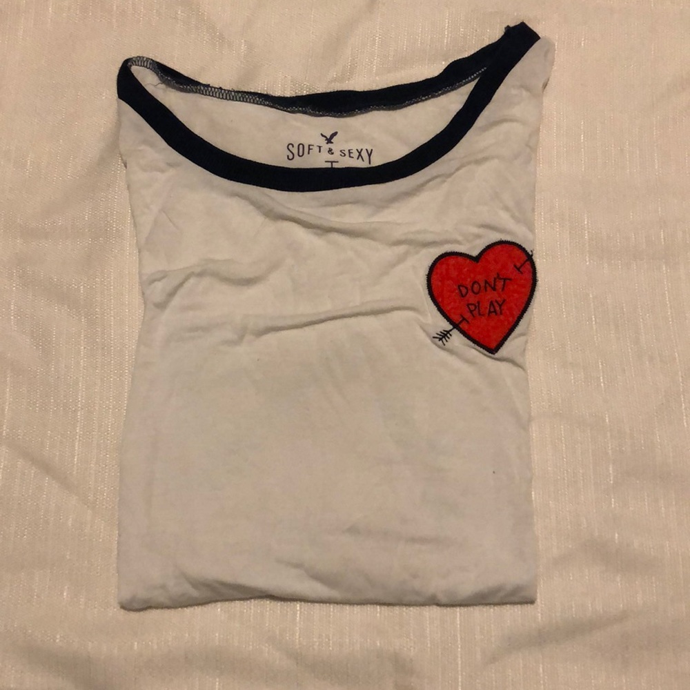 American Eagle soft tee